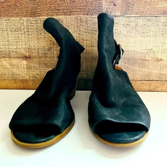 Lucky Brand Bray Leather Open Toe SlingBack Block Heel Bootie - Picture 4 of 6